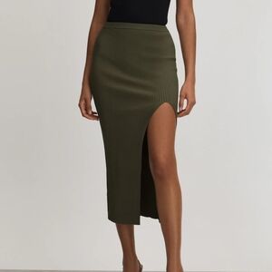21. Good American Shine Ribbed Slit Midi Skirt NWT